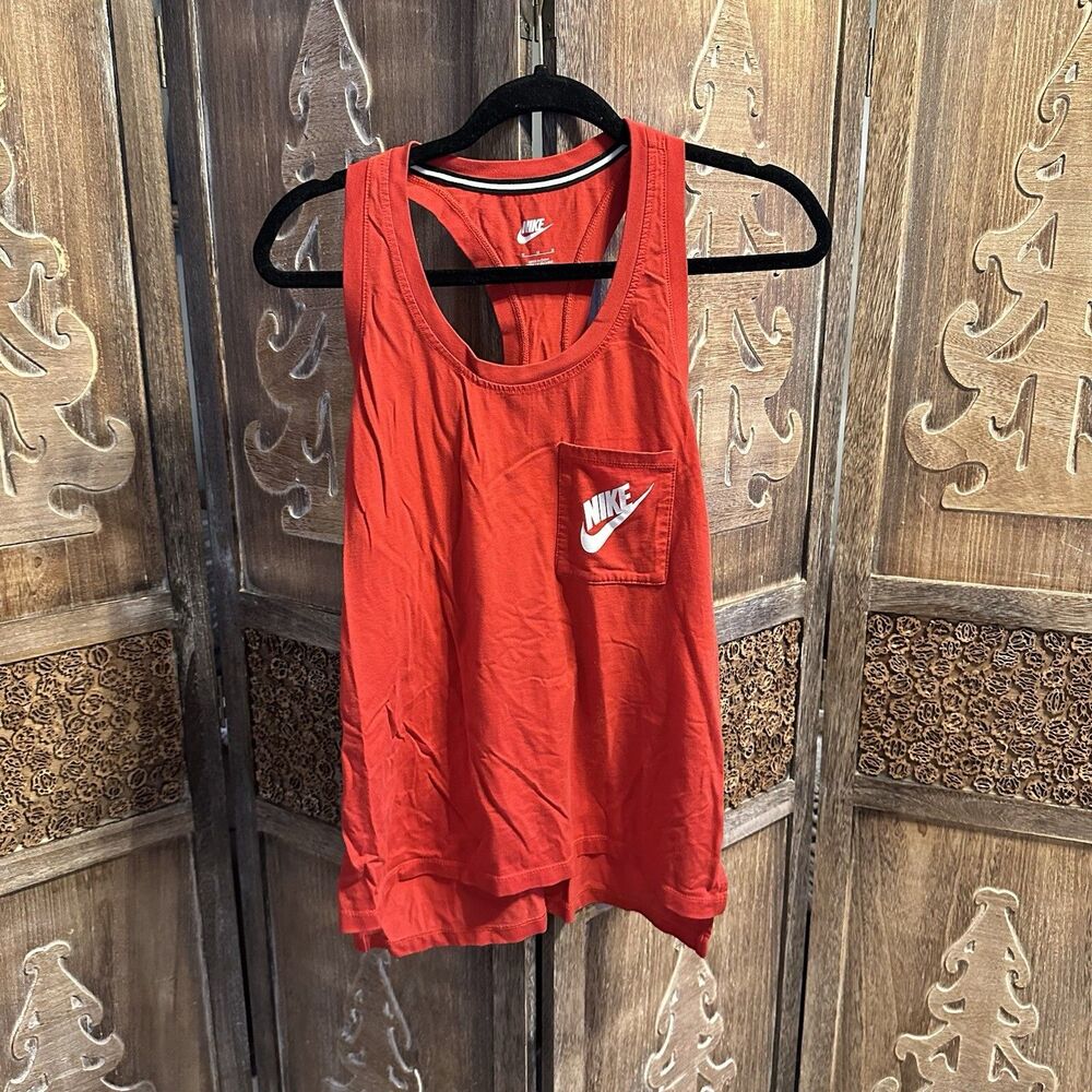 Nike Women’s Red Tank Top Athletic Medium C14